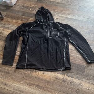 KUIU XL Black pull over black with Gray Accents